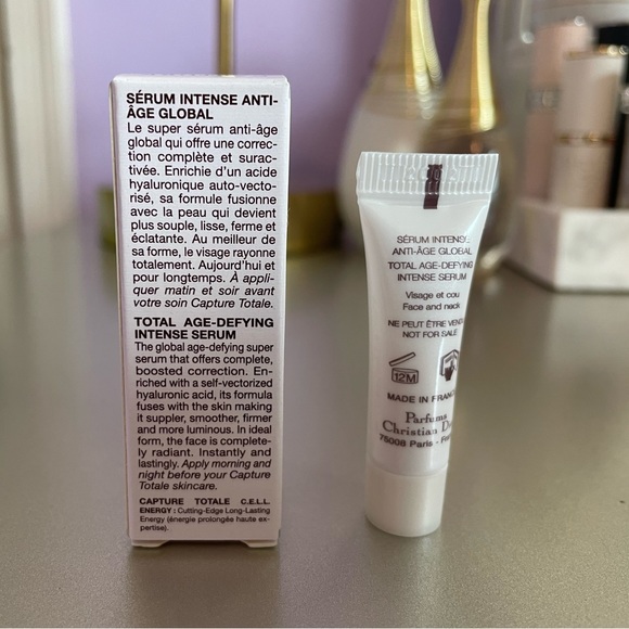 Dior Capture Totale Serum - Picture 2 of 2